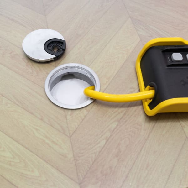 【レンタル】フロリア(Flooréa)デザインフロアパネル レンタル 1×1m|展示会・イベント用ポータブルステージ
